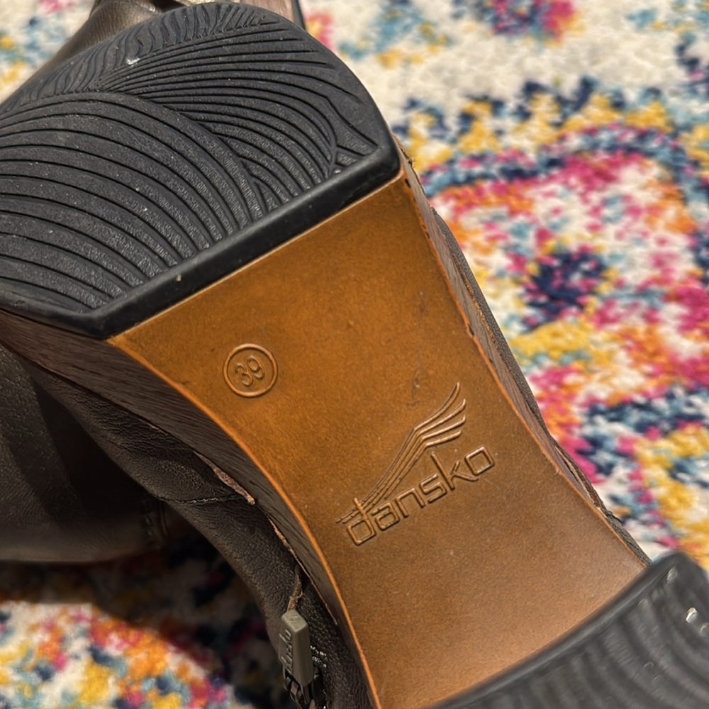 Dansko Delphina Ankle Boot - Picture 9 of 10